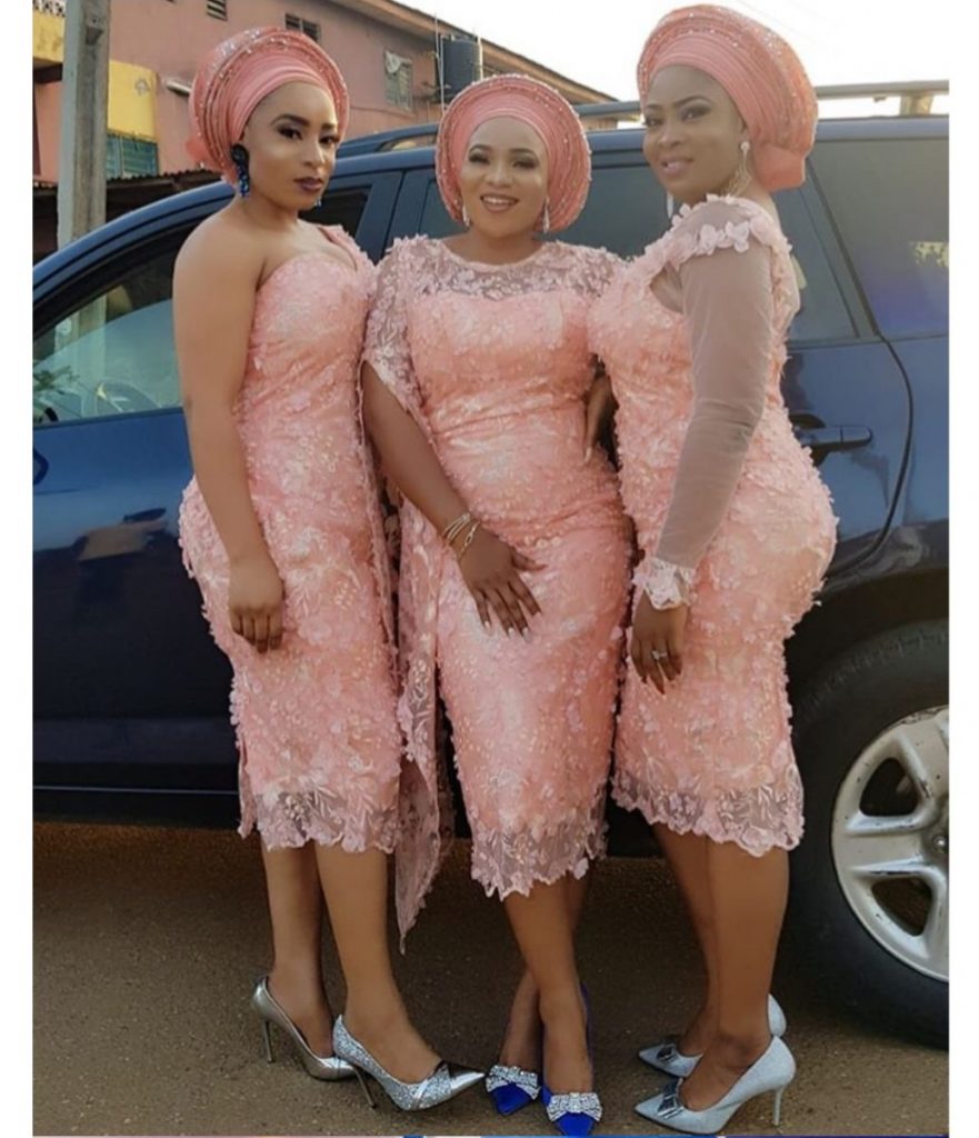 latest lace styles
