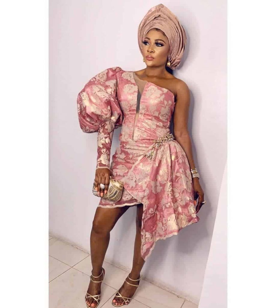 Lace Short Gown Designs 